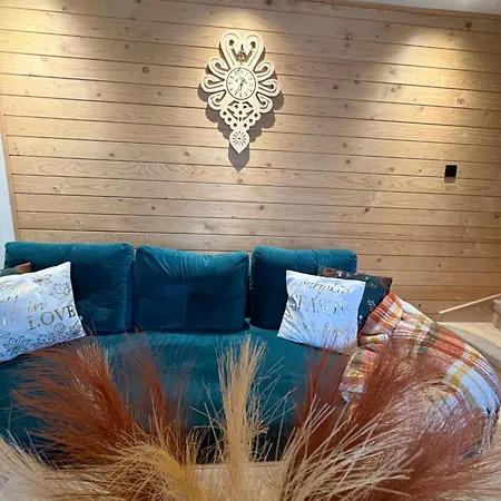 U Hanci Z Jacuzzi Chalet *