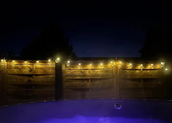 Domek alpejski U Hanci Z Jacuzzi *